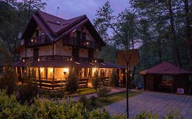 Casuta Din Padure Malaia